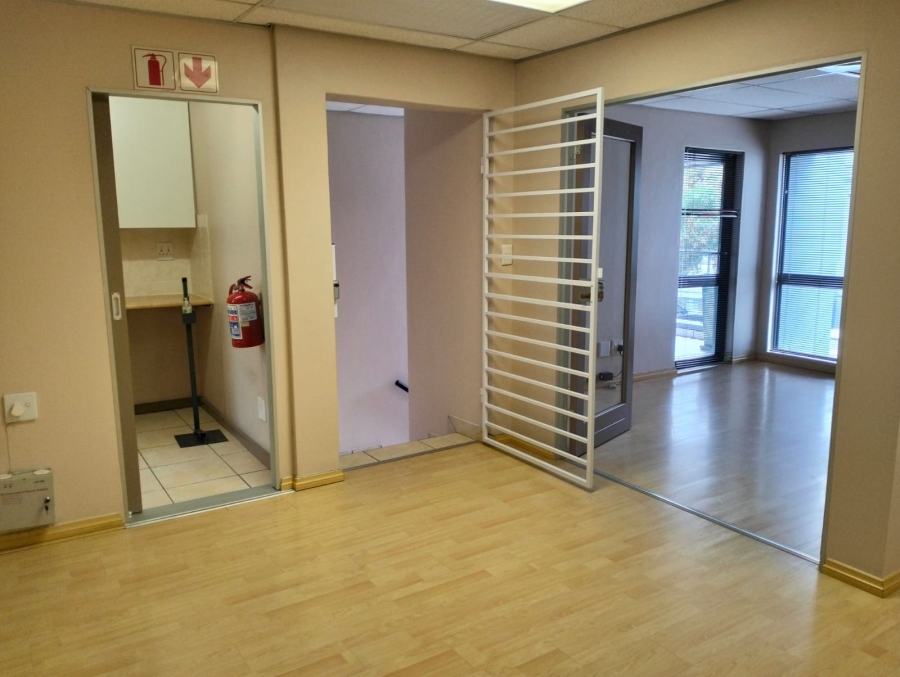 To Let commercial Property for Rent in Durbanville Western Cape